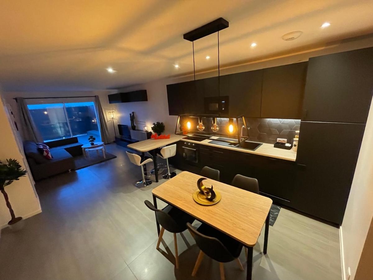 Gold Cocoon T3 74M2 Proche Centre Ville Villejust Zewnętrze zdjęcie